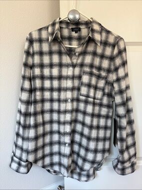 Lira flannel plaid Button-Up Shirt s